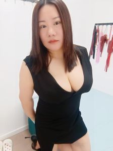 长宁巨乳如意