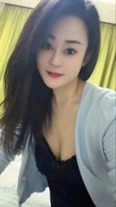 服务型小姐姐