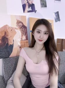 气质粉嫩莹宝