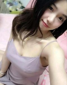 良家台球助教小姐姐