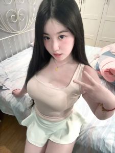 龙华纯欲妹妹夏初