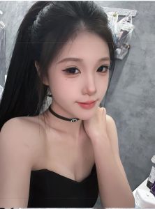 漂亮美女果果