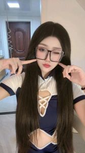 蜀山模特妹子萱萱