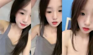 一个超级嫩的M可圣水深喉