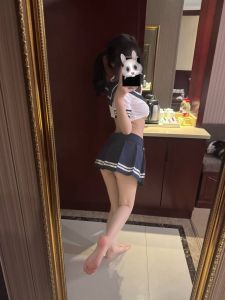 朝阳极品白虎萝莉妹子