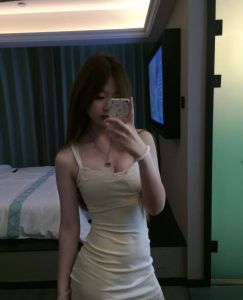 南京邻家小妹兼职赚零花钱