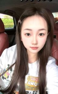 秦淮霜霜