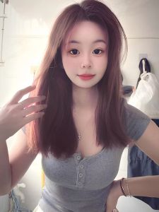嫩妹大灯珞珞