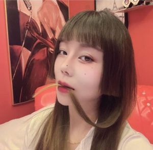 热门 · 万寿新人长腿少妇，温柔热情很带劲-懂的都懂