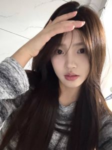 不限次大胸长腿小女友