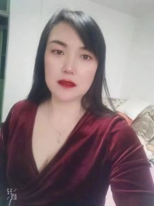 蒲黄榆大屁股少妇