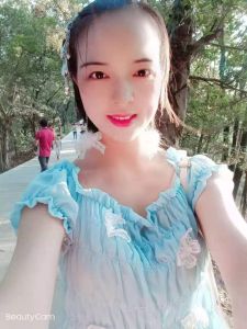 深圳光明楼村少妇