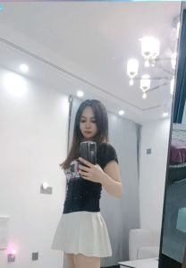 崇川极品妖娆小姐姐