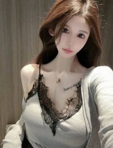 白皙皮肤婷婷
