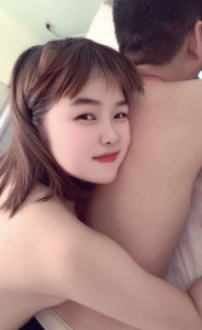 超嫩的十八岁妹妹