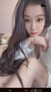 女友感彤彤