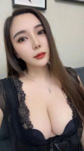 丰满少妇梦洁
