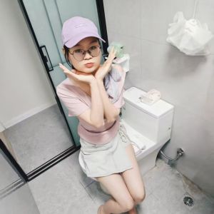 白嫩温柔妹纸