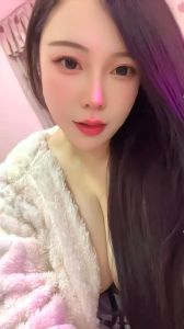 武侯大奶妞