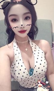 西湖性感肥臂御姐