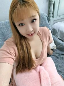 津南大胸骚女