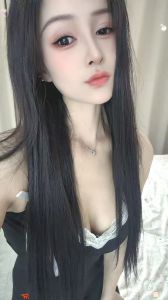 新吴少妇菲菲