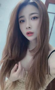 服务型小姐姐