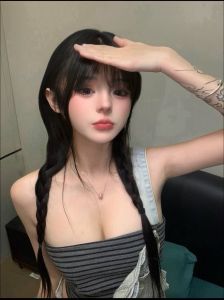 19岁甜妹