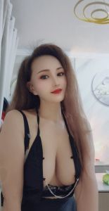 性感火辣小莉莉