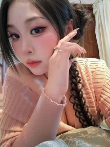 建邺粉嫩水磨白虎妹