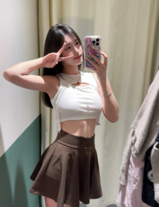 西青莉莉