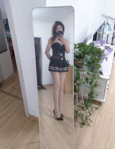 腿很长的少妇
