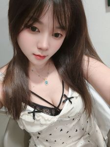  海珠静静 