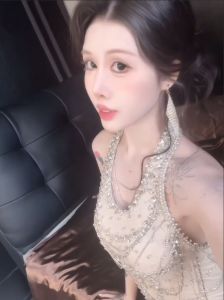 白虎添的风韵熟女