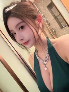 高性价比 · 福田区妙龄正太小秋