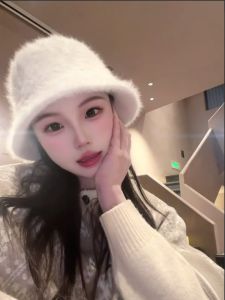 老司机 · 舌吻瑶族安妮娜-高分推荐