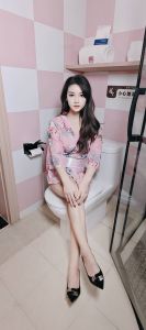 极品 · 九亭中项大波美女 (近期热门)