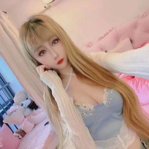 双重认证 · 童颜美乳洋妞-值得体验