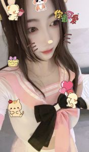 东站巨乳肥臀三通小姐姐-真实靠谱