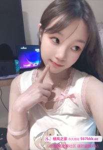 双重认证 · 爱Cosplay的嫩妹甜甜-五星好评