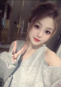 真实 · 长沙娇小玲珑小骚货 (近期热门)