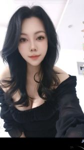 高性价比 · 万寿身材还不错的少妇，高跟踩爆蛋蛋！-高分推荐