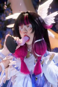 热门 · 难得一遇的coser!非常专业 角色互动爽歪歪-老司机亲测
