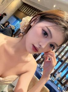 严选 · 会喷水的佩佩老师-值得体验