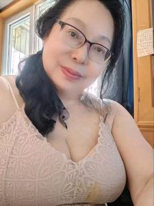 双重认证 · 潘家园丰满熟女红姐