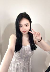 精品 · 大众程度辣妹子呦呦