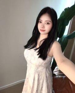 精品 · 大众程度辣妹子呦呦