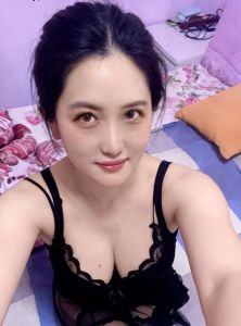 精品 · 延吉市黑丝大奶熟女 (好评如潮)