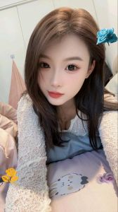 热门 · 深喉童颜巨乳妹 (近期热门)