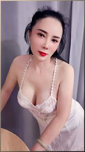 真实 · 浦东骚货大奶子多多 (好评如潮)